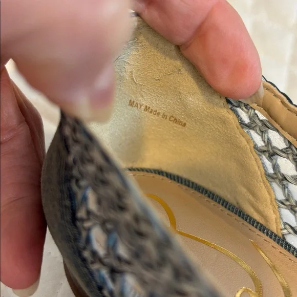 Sam Edelman Women's May
Square Toe Bow Accent Openwork
Flats Size 7 - Picture 11 of 11